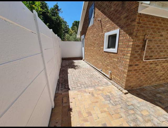 1 BEDROOM PROPERTY TO RENT IN VIERLANDEN